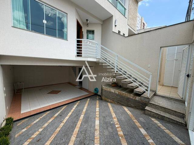 Sobrado para Venda em Santo André - 2